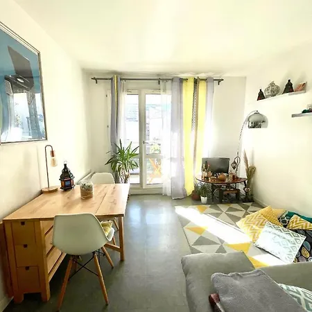 Appartement In The Heart Of Next Pérelachaise/bastille Paris
